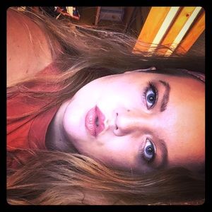 Meet your Posher, Kaitlyn